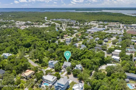 213 Oak Outlook Way N Carolina Beach NC 28428