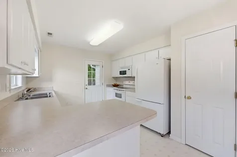 227 Forest Park Drive New Bern NC 28562