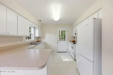227 Forest Park Drive New Bern NC 28562