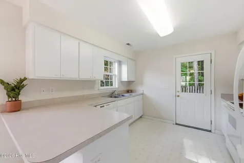 227 Forest Park Drive New Bern NC 28562
