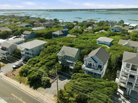 1821 S Shore Drive Surf City NC 28445