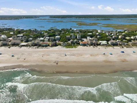 1821 S Shore Drive Surf City NC 28445