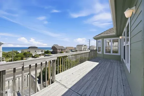 1821 S Shore Drive Surf City NC 28445