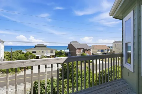 1821 S Shore Drive Surf City NC 28445