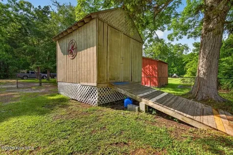 44 Jackson Street Bayboro NC 28515