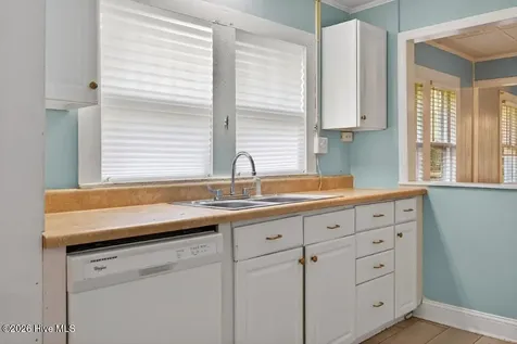 44 Jackson Street Bayboro NC 28515