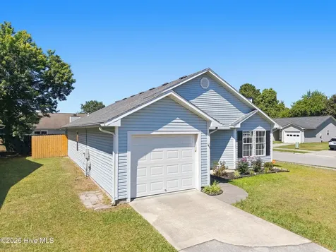 3102 Belmont Court Jacksonville NC 28546
