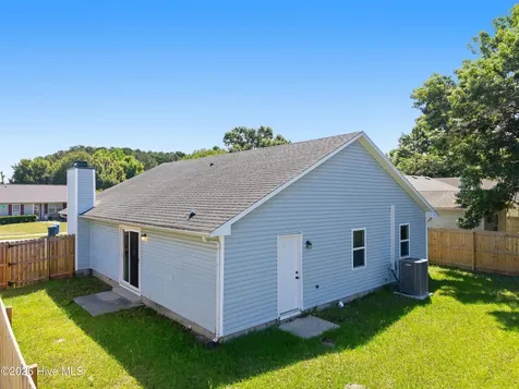 3102 Belmont Court Jacksonville NC 28546