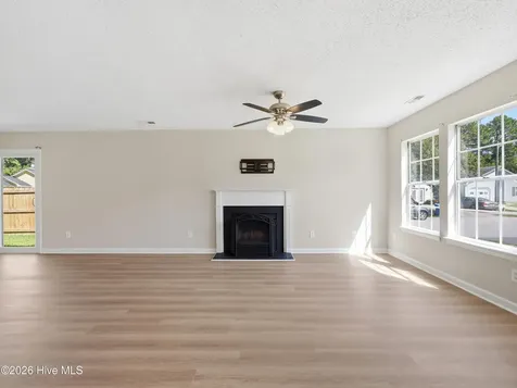3102 Belmont Court Jacksonville NC 28546