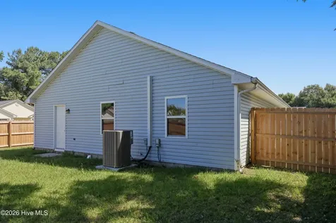 3102 Belmont Court Jacksonville NC 28546