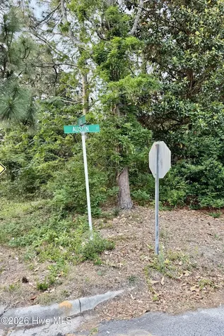 8 Oak Avenue Hamlet NC 28345