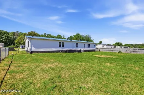 114 Duck Ridge Drive Pikeville NC 27863