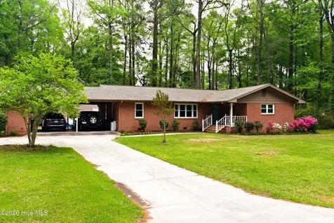705 N Edgewood Circle Whiteville NC 28472