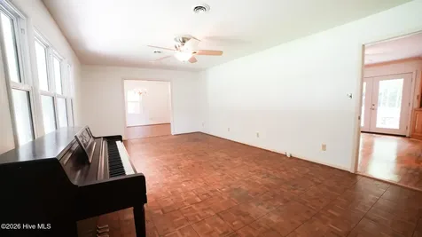 705 N Edgewood Circle Whiteville NC 28472