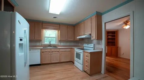 705 N Edgewood Circle Whiteville NC 28472