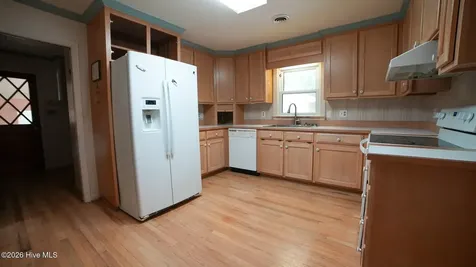 705 N Edgewood Circle Whiteville NC 28472