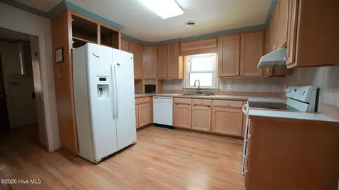 705 N Edgewood Circle Whiteville NC 28472