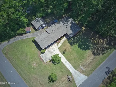 705 N Edgewood Circle Whiteville NC 28472