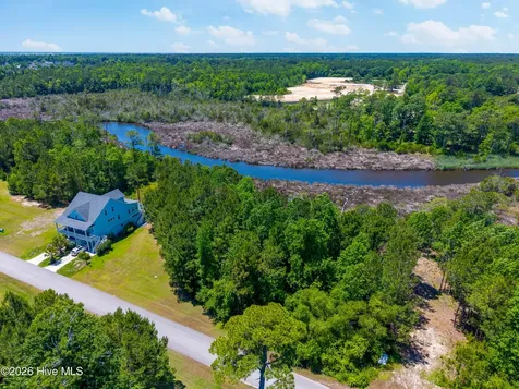232 Kings Creek Crossing Holly Ridge NC 28445