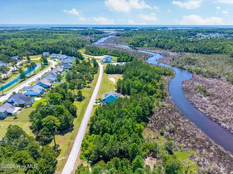 232 Kings Creek Crossing Holly Ridge NC 28445