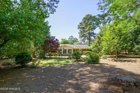 305 Selkirk Trail Southern Pines NC 28387