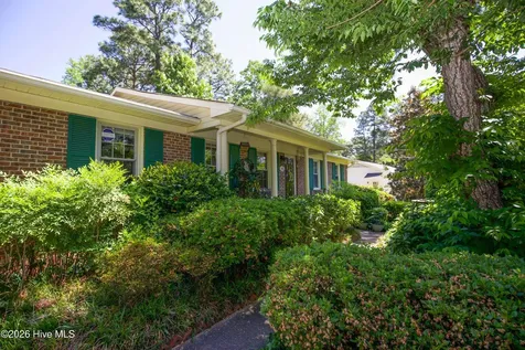 305 Selkirk Trail Southern Pines NC 28387