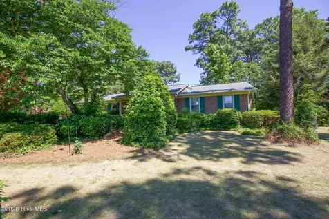 305 Selkirk Trail Southern Pines NC 28387