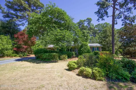305 Selkirk Trail Southern Pines NC 28387
