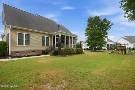3512 Oglethorpe Drive Winterville NC 28590