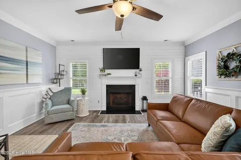 1047 Grandview Drive Hampstead NC 28443