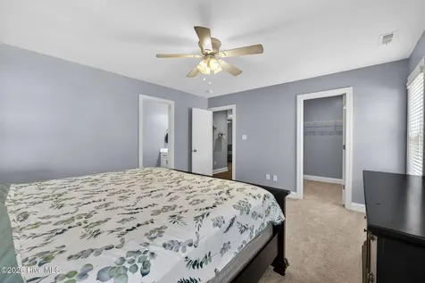 1047 Grandview Drive Hampstead NC 28443