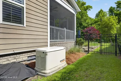 1047 Grandview Drive Hampstead NC 28443