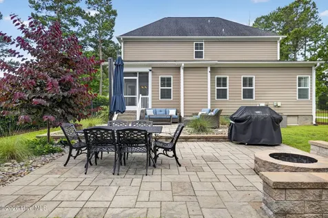 1047 Grandview Drive Hampstead NC 28443
