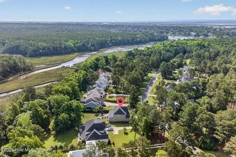 1047 Grandview Drive Hampstead NC 28443