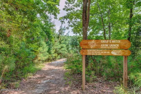 1047 Grandview Drive Hampstead NC 28443