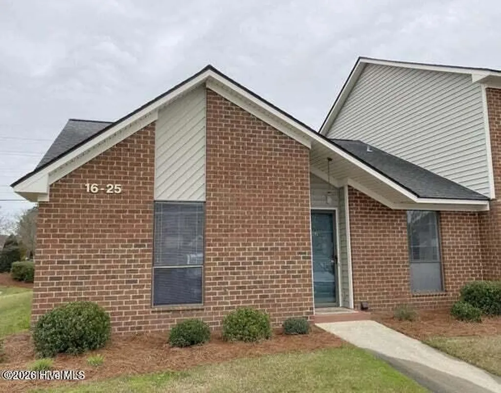 16 Upton Court Greenville NC 27858