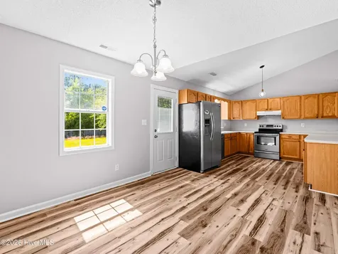 205 Inman Court Hubert NC 28539