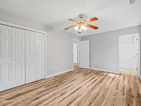 205 Inman Court Hubert NC 28539