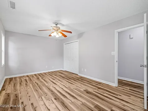 205 Inman Court Hubert NC 28539