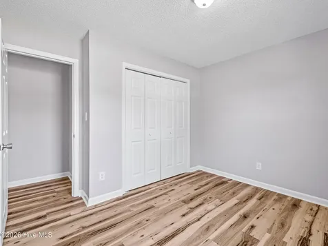 205 Inman Court Hubert NC 28539