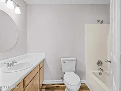 205 Inman Court Hubert NC 28539