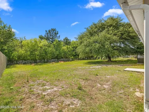 205 Inman Court Hubert NC 28539