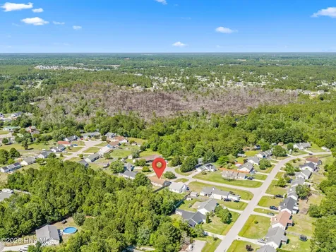 205 Inman Court Hubert NC 28539
