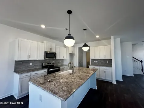 2525 Salt Cedar Drive SE Bolivia NC 28422
