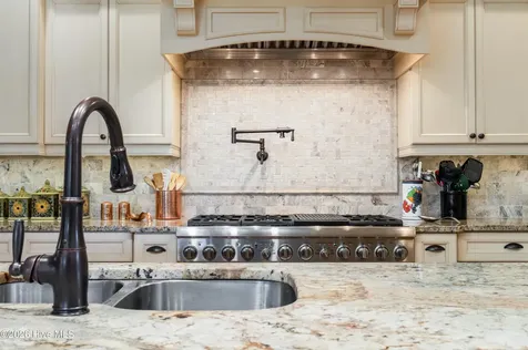 4010 Wyndmere Drive Southport NC 28461