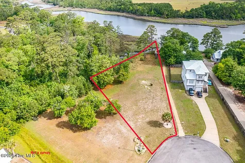 113 Key West Lane Newport NC 28570