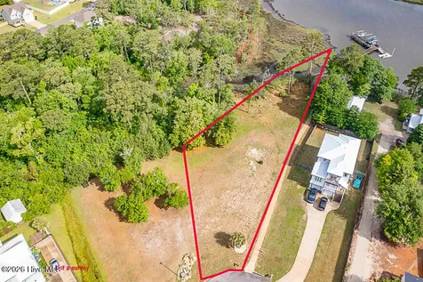 113 Key West Lane Newport NC 28570