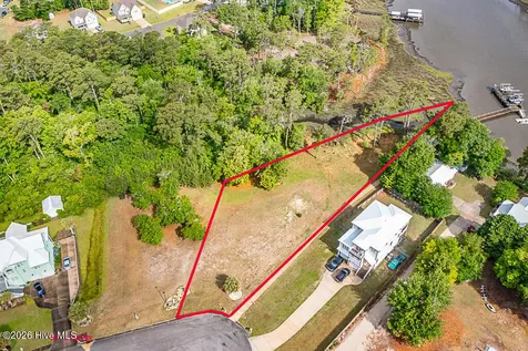 113 Key West Lane Newport NC 28570