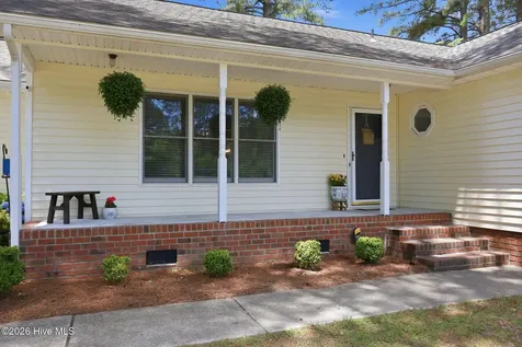1524 Batts Circle Greenville NC 27834