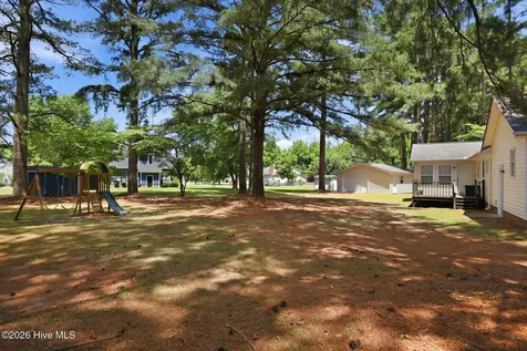 1524 Batts Circle Greenville NC 27834